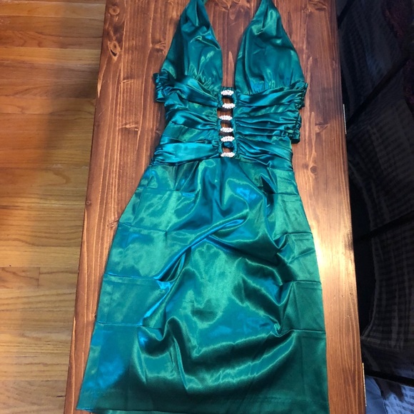 B Darlin | Dresses | B Darlin Emerald Green Dress | Poshmark